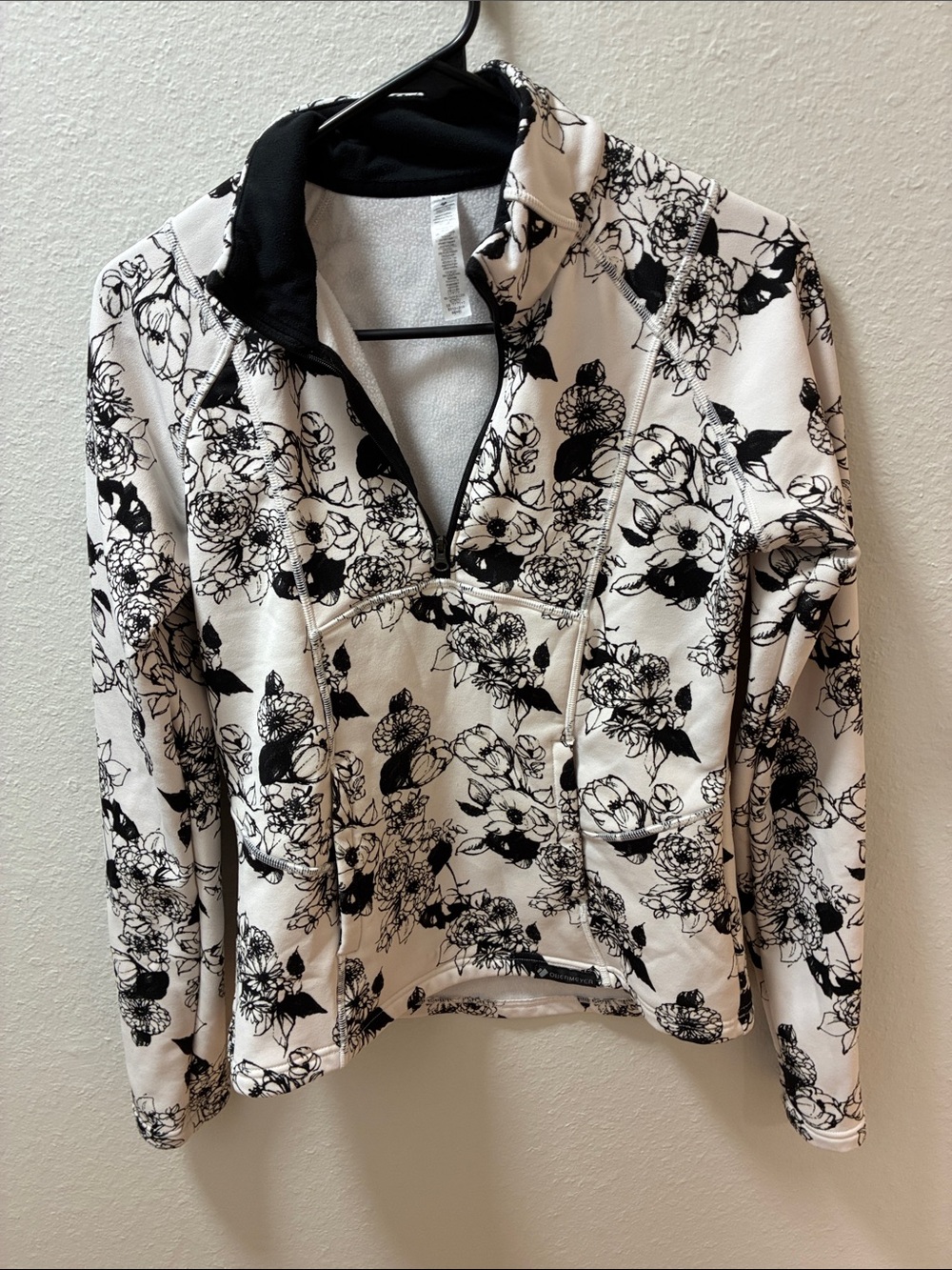 Obermeyer White Pullover with Black Floral Print Quarter-Zip